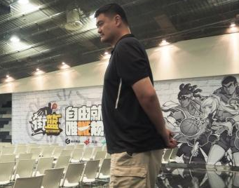 《街篮》AllStar计划 马布里首位加盟巨星